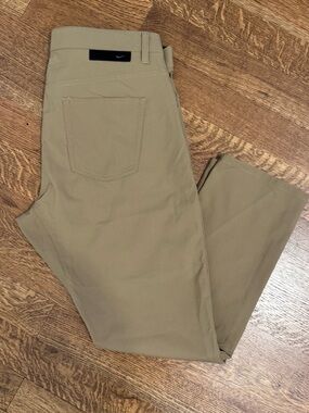 Nike Men's Khaki Performance Pants. NWT. 36/30. Slim Fit